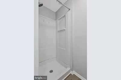 8025 Tyson Oaks Circle, Vienna, VA 22182 - Photo 19