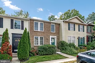 8025 Tyson Oaks Cir, Vienna, VA 22182 - Photo 3