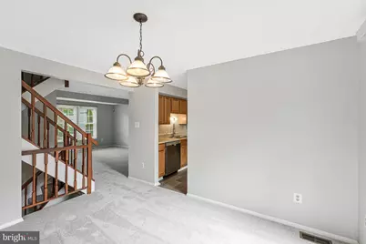 8025 Tyson Oaks Circle, Vienna, VA 22182 - Photo 5