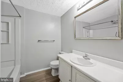 8025 Tyson Oaks Circle, Vienna, VA 22182 - Photo 13