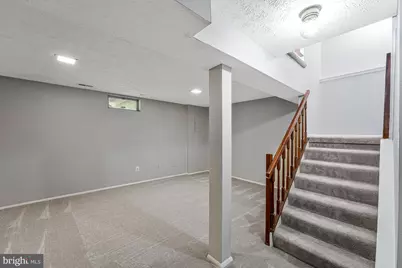 8025 Tyson Oaks Circle, Vienna, VA 22182 - Photo 25