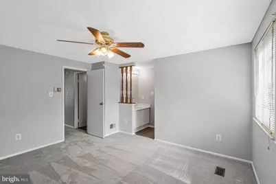 8025 Tyson Oaks Circle, Vienna, VA 22182 - Photo 17