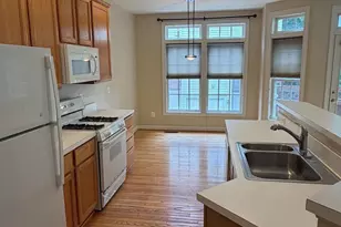 4322 Thomas Brigade Ln, Fairfax, VA 22033 - Photo 5