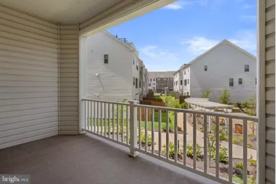 2604 Loganberry Drive, Herndon, VA 20171 - Photo 33