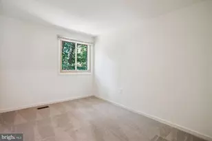 11571 Shadbush Ct, Reston, VA 20191 - Photo 15