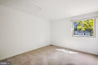 11571 Shadbush Court, Reston, VA 20191 - Photo 13