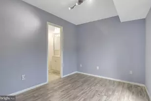 6137 Leesburg Pike, Falls Church, VA 22041 - Photo 21