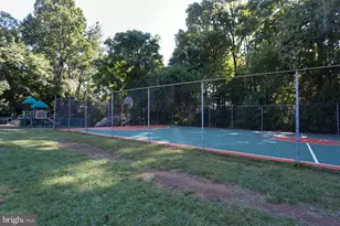 6137 Leesburg Pike, Falls Church, VA 22041 - Photo 35
