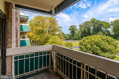 6137 Leesburg Pike #506, Falls Church, VA 22041 - Photo 25