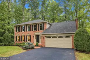 9900 Shady Cove Dr, Fairfax Station, VA 22039 - Photo 7