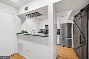 3377 Lakeside View Dr, Falls Church, VA 22041 - Photo 17