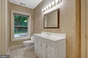 501 Seneca Green Way, Great Falls, VA 22066 - Photo 49