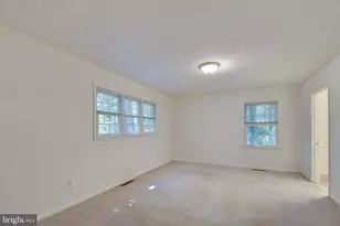 2025 Post Rd, Vienna, VA 22181 - Photo 17