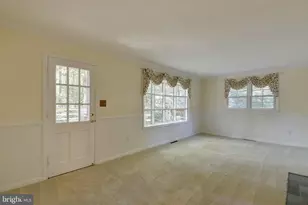 2025 Post Rd, Vienna, VA 22181 - Photo 15