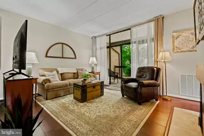 11561 Rolling Green Court #13/201C, Reston, VA 20191 - Photo 7