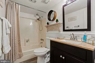 11561 Rolling Green Court #13/201C, Reston, VA 20191 - Photo 33