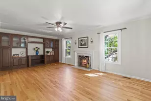 6154 Wellington Commons Dr, Alexandria, VA 22310 - Photo 15