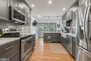 6154 Wellington Commons Dr, Alexandria, VA 22310 - Photo 3
