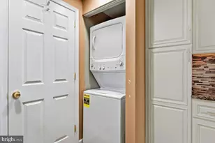 5803 Hall St, Burke, VA 22015 - Photo 55