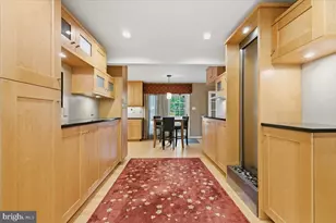 5803 Hall St, Burke, VA 22015 - Photo 17