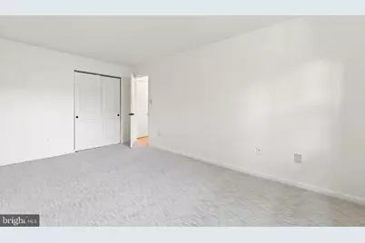 7384 Hallcrest Drive, McLean, VA 22102 - Photo 29