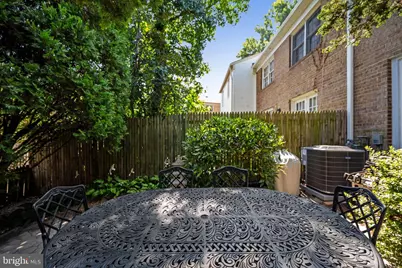 7384 Hallcrest Drive, McLean, VA 22102 - Photo 43