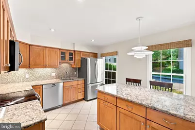 7384 Hallcrest Drive, McLean, VA 22102 - Photo 15
