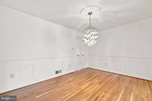 7384 Hallcrest Dr, McLean, VA 22102 - Photo 11