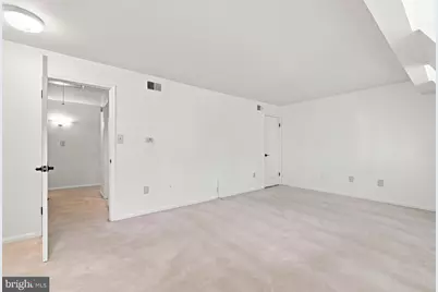 7384 Hallcrest Drive, McLean, VA 22102 - Photo 23