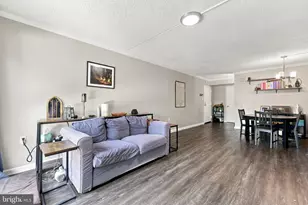 8602 Village Dr, Alexandria, VA 22309 - Photo 3