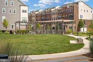 13708 Aviation Pl, Herndon, VA 20171 - Photo 23