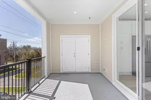 13708 Aviation Pl, Herndon, VA 20171 - Photo 17