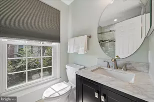 13511 Fallen Oak Ct, Chantilly, VA 20151 - Photo 39