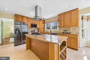 13511 Fallen Oak Ct, Chantilly, VA 20151 - Photo 25
