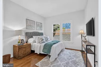 2565 Holly Manor Drive, Falls Church, VA 22043 - Photo 17