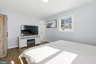 2833 Woodlawn Ave, Falls Church, VA 22042 - Photo 17