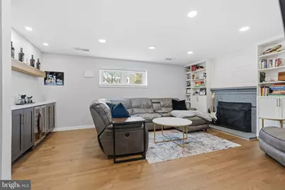 2833 Woodlawn Avenue, Falls Church, VA 22042 - Photo 33