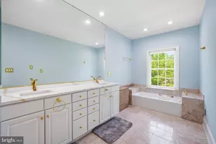 2026 Mayfair McLean Ct, Falls Church, VA 22043 - Photo 35