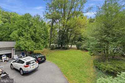 300 Broadleaf Drive NE, Vienna, VA 22180 - Photo 5