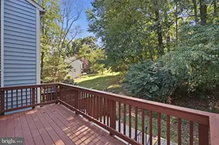 11005 Barton Hill Ct, Reston, VA 20191 - Photo 37