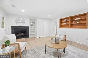 11005 Barton Hill Ct, Reston, VA 20191 - Photo 29