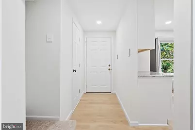 11005 Barton Hill Court, Reston, VA 20191 - Photo 15