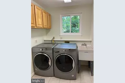6803 Dante Court, Springfield, VA 22152 - Photo 5