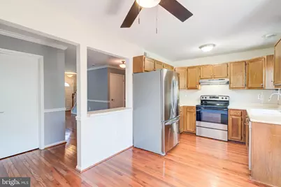 14536 Castleford Court, Centreville, VA 20121 - Photo 13