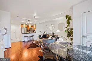 2451 Midtown Ave, Alexandria, VA 22303 - Photo 11