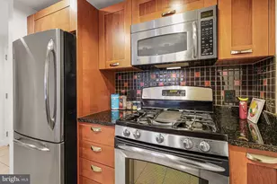 2451 Midtown Ave, Alexandria, VA 22303 - Photo 13