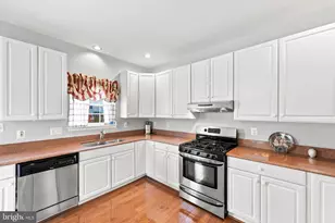 6336 Dakine Cir, Springfield, VA 22150 - Photo 17