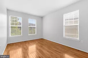 11349 Aristotle Dr, Fairfax, VA 22030 - Photo 17