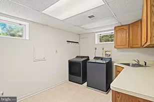 1919 Youngblood St, McLean, VA 22101 - Photo 37