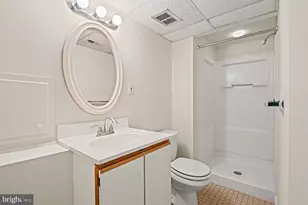 1919 Youngblood St, McLean, VA 22101 - Photo 51
